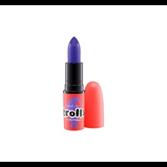 Mac Midnight Troll Lipstick - Picture 2 of 5